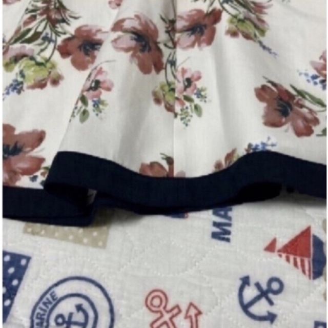 Rirandture(リランドチュール)のリランドチュール✴︎花柄スカート レディースのスカート(ひざ丈スカート)の商品写真