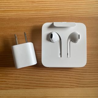 アップル(Apple)のApple 純正 アダプター&イヤホン(変圧器/アダプター)