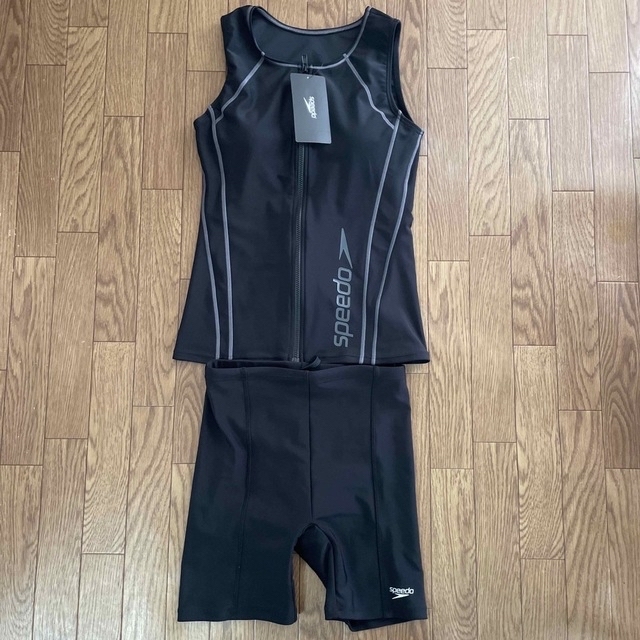 SPEEDO(スピード)のchiro様専用　スピード　フィットネス水着　レディース　M  シンプル レディースの水着/浴衣(水着)の商品写真