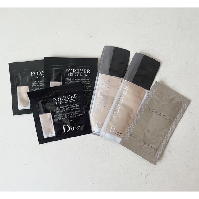 Dior(ディオール)のDior&LUNASOLリキッドファンデサンプルセット コスメ/美容のキット/セット(サンプル/トライアルキット)の商品写真
