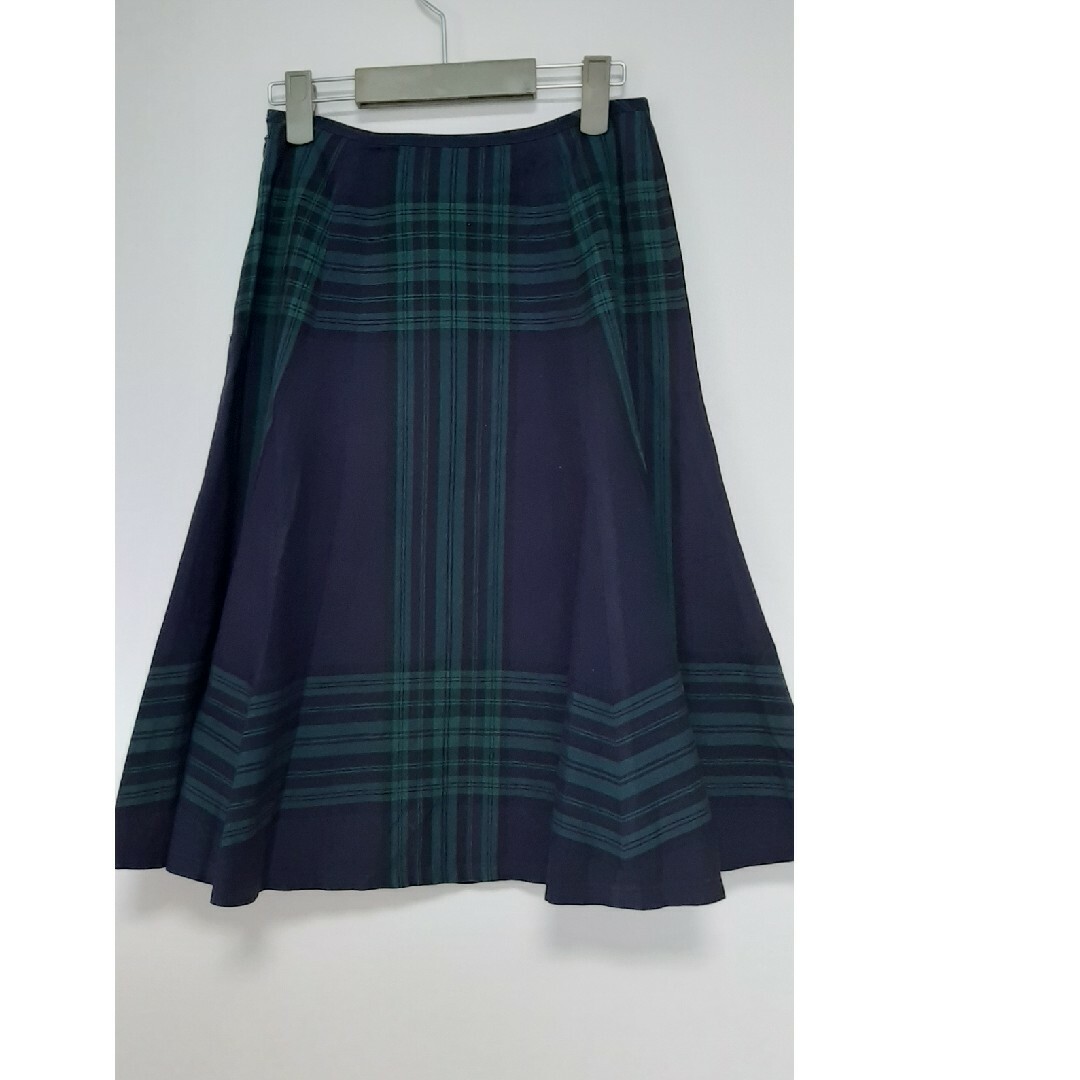 Yorkland(ヨークランド)の9/4閉店❗大幅お値下げします。YORKLAND　チェックスカート レディースのスカート(ひざ丈スカート)の商品写真