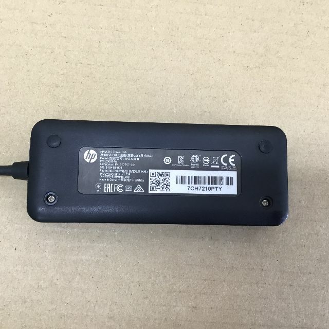 HP USB-C TRAVEL HUB TPA-A601H スマホ/家電/カメラのPC/タブレット(PC周辺機器)の商品写真