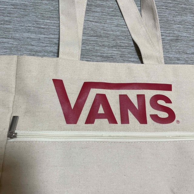 VANS(ヴァンズ)のvans ヴァンズ　トートバッグ　付録　カスタネ レディースのバッグ(トートバッグ)の商品写真