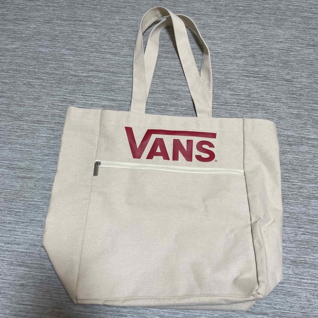 VANS(ヴァンズ)のvans ヴァンズ　トートバッグ　付録　カスタネ レディースのバッグ(トートバッグ)の商品写真