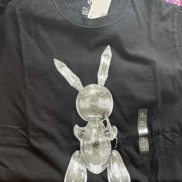 UT   UNIQLO  Tシャツ　ブラック　XL 新品 メンズのトップス(Tシャツ/カットソー(半袖/袖なし))の商品写真