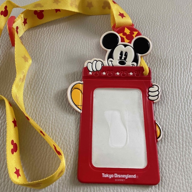 Disney(ディズニー)のディズニーランド　チケットホルダー 4点セット エンタメ/ホビーのおもちゃ/ぬいぐるみ(キャラクターグッズ)の商品写真