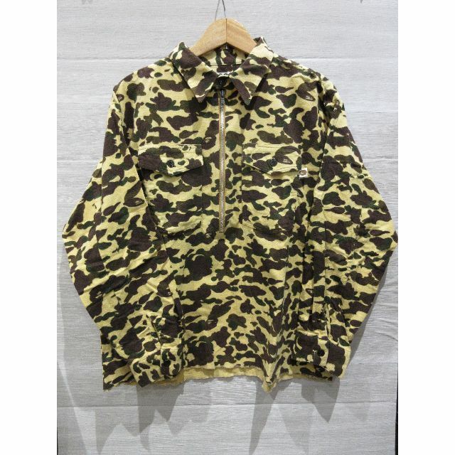 A BATHING APE(アベイシングエイプ)の[U5712]アベイシングエイプ ジップ 迷彩 シャツ Mサイズ メンズのトップス(シャツ)の商品写真