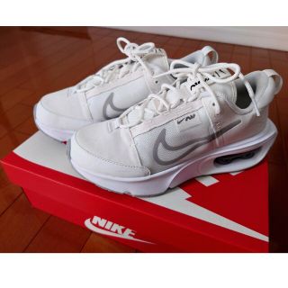 ナイキ(NIKE)のNIKE AIR MAX INTRLK 23.5cm &TEAMポスター付(スニーカー)