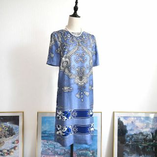 エトロ(ETRO)の★ETRO★未使用★シルク100★ブルーグラデ★ワンピース(ひざ丈ワンピース)