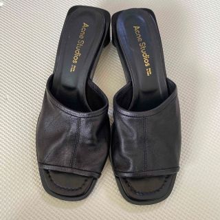 アクネストゥディオズ(Acne Studios)のAcne Studios 黒サンダル(サンダル)