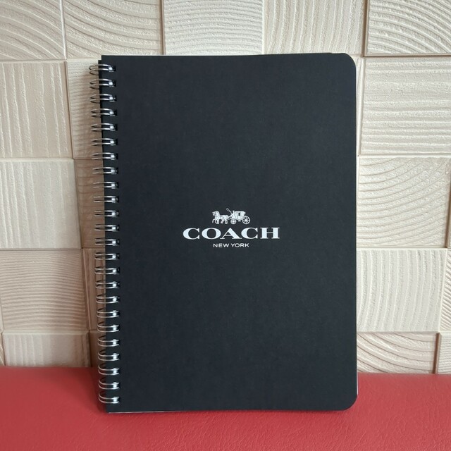 COACH(コーチ)のCOACH　リングノート　新品 インテリア/住まい/日用品の文房具(ノート/メモ帳/ふせん)の商品写真