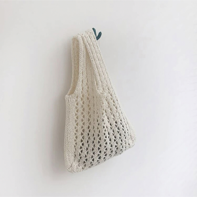 【韓国ファッション】ハンドバッグ　ホワイトベージュ レディースのバッグ(ハンドバッグ)の商品写真