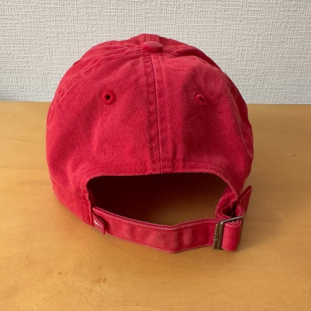 NIKE(ナイキ)の'90s〜'00s NIKE cap / red×grey silver メンズの帽子(キャップ)の商品写真
