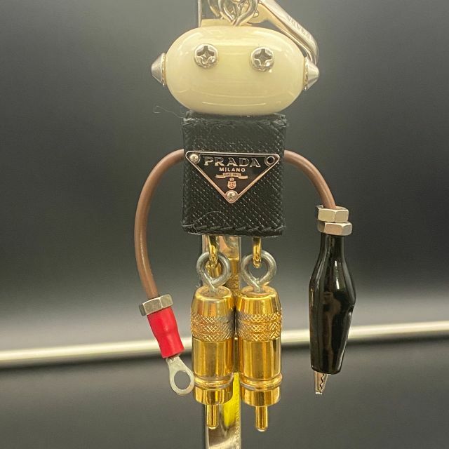 PRADA - PRADA プラダ トリックロボット キーリング チャームの通販 by