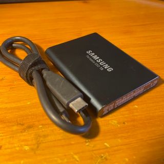 SAMSUNG Portable SSD T5 500Gバイト