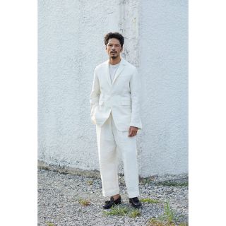 オーラリー(AURALEE)のpostelegant washi paper linen slacks(スラックス)