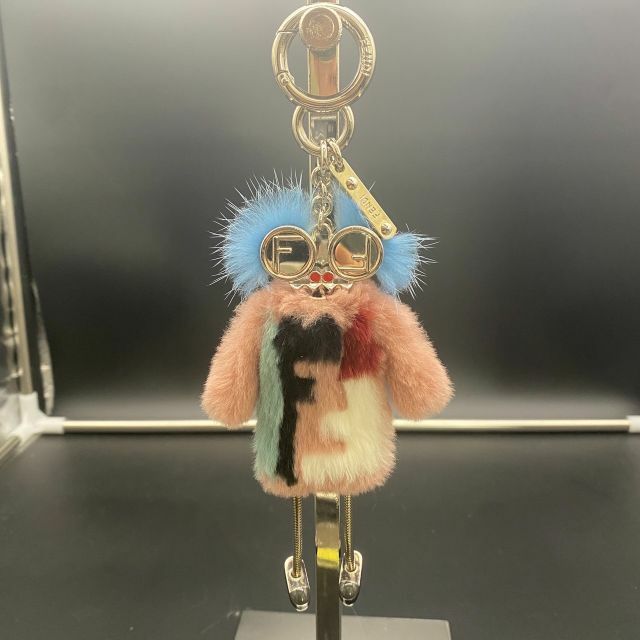 FENDI　フェンディ　ウィッチーズ　ファー　キーリング　チャーム