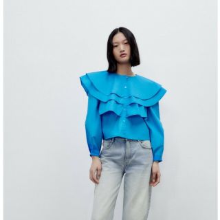 ザラ(ZARA)のフリル付きポプリンシャツ(シャツ/ブラウス(長袖/七分))