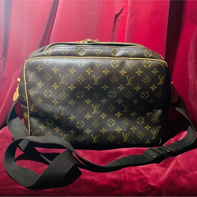 LOUIS VUITTON ショルダーバッグ リポーター GM 1