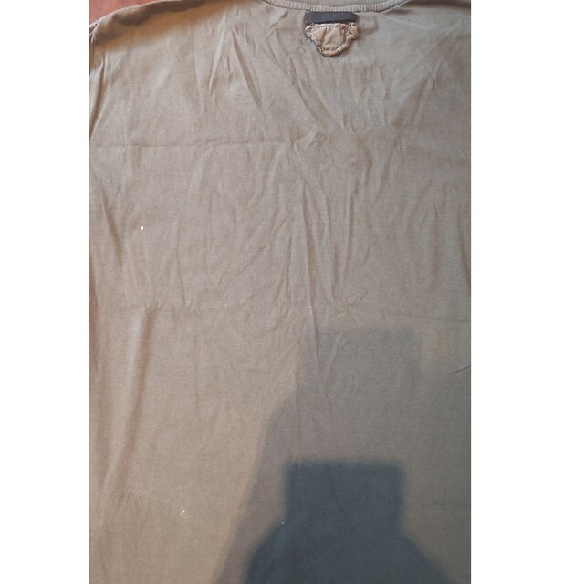 PRADA(プラダ)のMサイズ　PRADA Vネック　Tシャツ メンズのトップス(Tシャツ/カットソー(半袖/袖なし))の商品写真