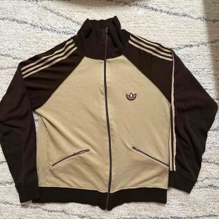 アディダス(adidas)のadidas トラックジャケット　(ジャージ)