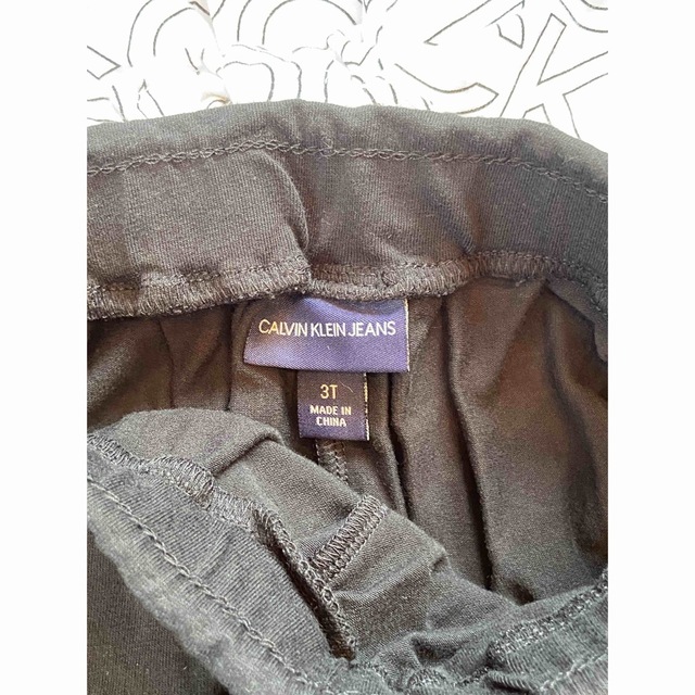 Calvin Klein(カルバンクライン)の【Calvin Klein Jeans】3T セットアップ　タンクトップ　90 キッズ/ベビー/マタニティのキッズ服女の子用(90cm~)(Tシャツ/カットソー)の商品写真