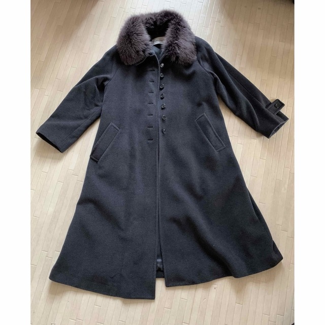 アンゴラのコート（日本製） レディースのジャケット/アウター(ロングコート)の商品写真