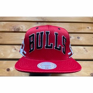 ミッチェルアンドネス(MITCHELL & NESS)のMitchell&Ness CHICAGO BULLSメッシュキャップ×2(キャップ)