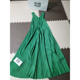 プリーツプリーズイッセイミヤケ(PLEATS PLEASE ISSEY MIYAKE)の高島屋イッセイミヤケPLEASE入手困難完売ワンピース(ロングワンピース/マキシワンピース)