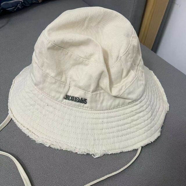 新品 Jacquemus ジャックムス/SS21ハット 帽子 ベージュ男女兼用 新品 Jacquemus ジャックムス/SS21ハット 帽子 ベージュ男女兼用