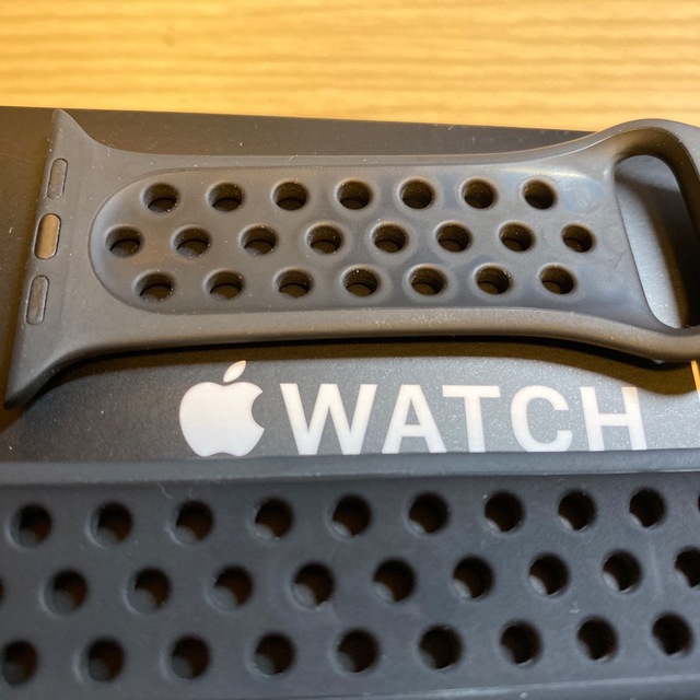 Apple(アップル)のApple Watch se NIKE 44mm レディースのファッション小物(腕時計)の商品写真