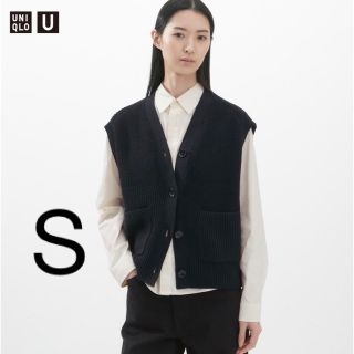 ユニクロ(UNIQLO)のユニクロU Ｖネックカーディガン　ノースリーブ　S ブラック(カーディガン)