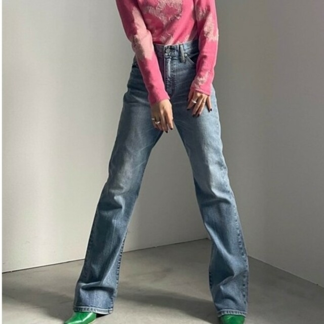 Ameri VINTAGE(アメリヴィンテージ)の★期間限定sale★Ameri　HIGH WAIST FLARE DENIM レディースのパンツ(デニム/ジーンズ)の商品写真