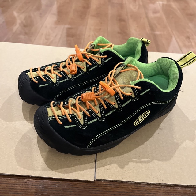 KEEN(キーン)のKEEN キーン 23cm ジャスパー キッズ/ベビー/マタニティのキッズ靴/シューズ(15cm~)(スニーカー)の商品写真