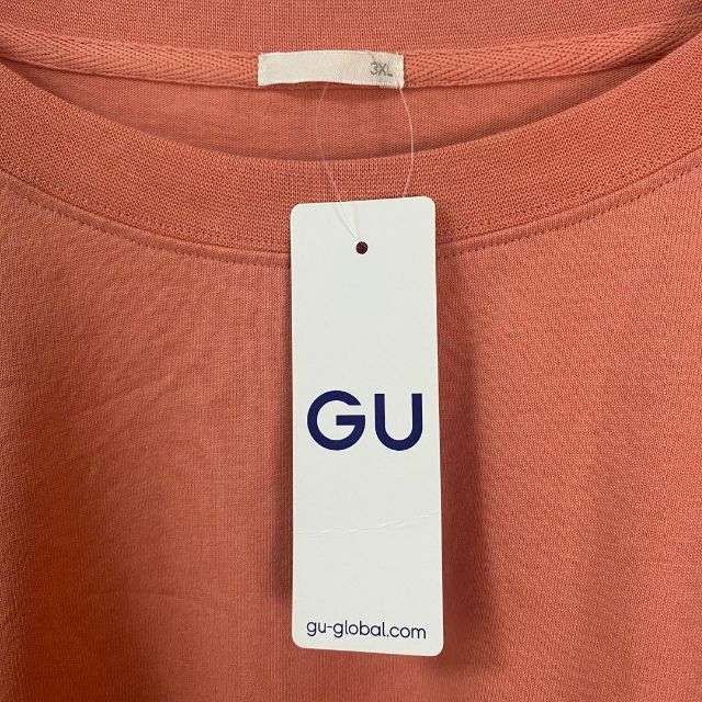 GU(ジーユー)のGU Tシャツ　タグ付き メンズ　レディース　[ 3XL ] レディースのトップス(Tシャツ(半袖/袖なし))の商品写真