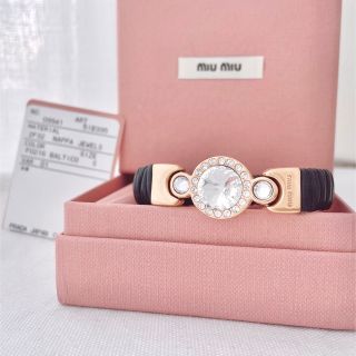 miumiu クリスタルブレスレット