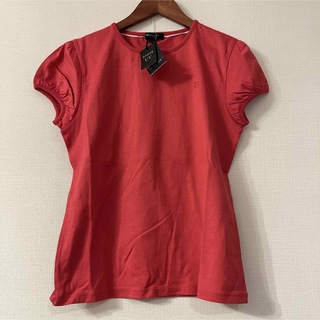バーバリー(BURBERRY)の新品・未使用　タグ付き　Burberry バーバリー　UVカット　Tシャツ　赤(Tシャツ/カットソー)