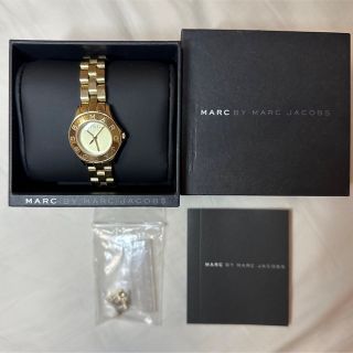 マークバイマークジェイコブス(MARC BY MARC JACOBS)の【美品】MARC BY MARC JACOBS◆クォーツ腕時計　MBM3131(腕時計)