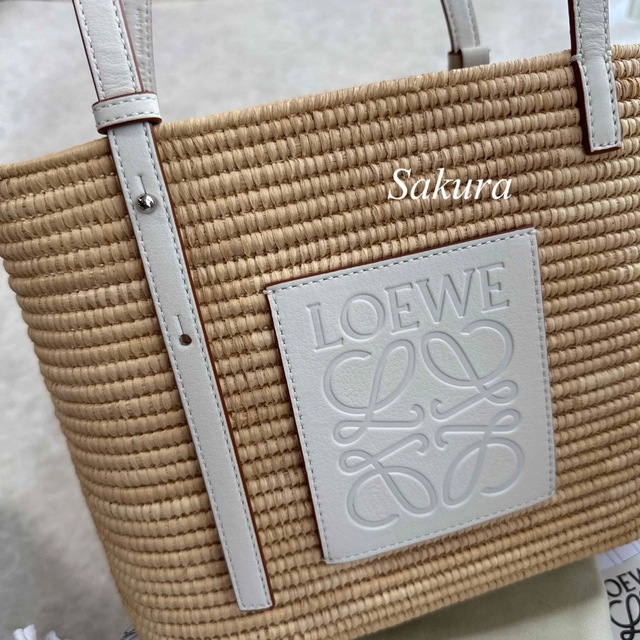 LOEWE(ロエベ)のロエベ  スクエア バスケットバッグ スモール LOEWE レディースのバッグ(かごバッグ/ストローバッグ)の商品写真