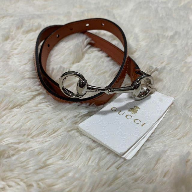 Gucci(グッチ)の【未使用】GUCCI ベルト パテント エナメル ブラウン ホースビット 子供用 キッズ/ベビー/マタニティのこども用ファッション小物(ベルト)の商品写真