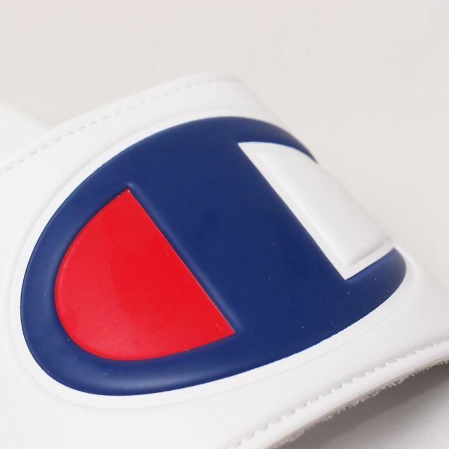 Champion(チャンピオン)の新品 Champion チャンピオン ビッグロゴ シャワーサンダル WH US9 メンズの靴/シューズ(サンダル)の商品写真