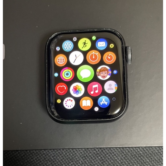 Apple Watch(アップルウォッチ)の【未来様専用】ナイキ Apple Watch SE 40mm GPS モデル スマホ/家電/カメラのスマートフォン/携帯電話(その他)の商品写真