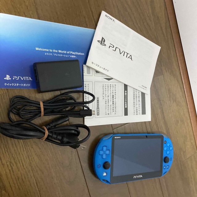 SONY PlayStationVITA 本体  PCH-2000 ZA23携帯用ゲーム機本体