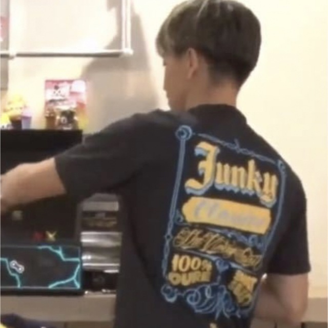 ジャンキークラシックス　オリジナルTシャツ メンズのトップス(Tシャツ/カットソー(半袖/袖なし))の商品写真