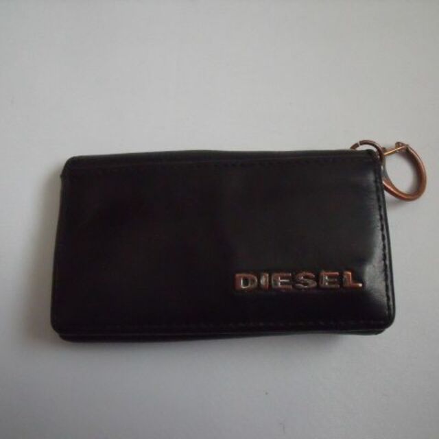 DIESEL(ディーゼル)のDIESEL　ディーゼル ■ 本革 レザー素材・6連キーケース■ 黒 ブラック系 メンズのファッション小物(キーケース)の商品写真