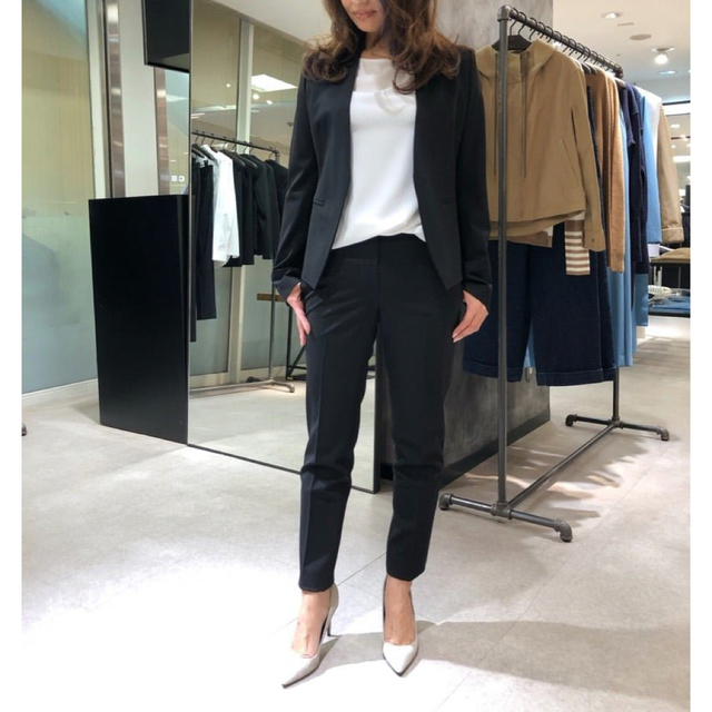 theory - theory Super Tailor パンツスーツ Lanai 黒 サイズ4の通販