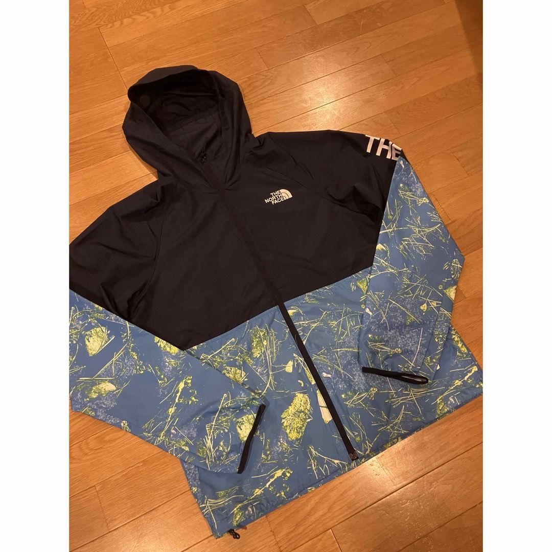 THE NORTH FACE(ザノースフェイス)の花桜様専用 2点セットFLYWEIGHT and ClassV  size  M メンズのジャケット/アウター(マウンテンパーカー)の商品写真