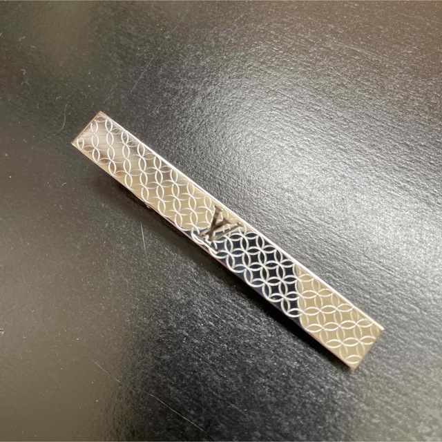 LOUIS VUITTON ルイヴィトン シャンゼリゼネクタイピン 新品、未使用