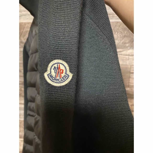 MONCLER(モンクレール)のモンクレール　ニットスリーブ ダウンジャケット サイズ メンズのジャケット/アウター(ダウンジャケット)の商品写真