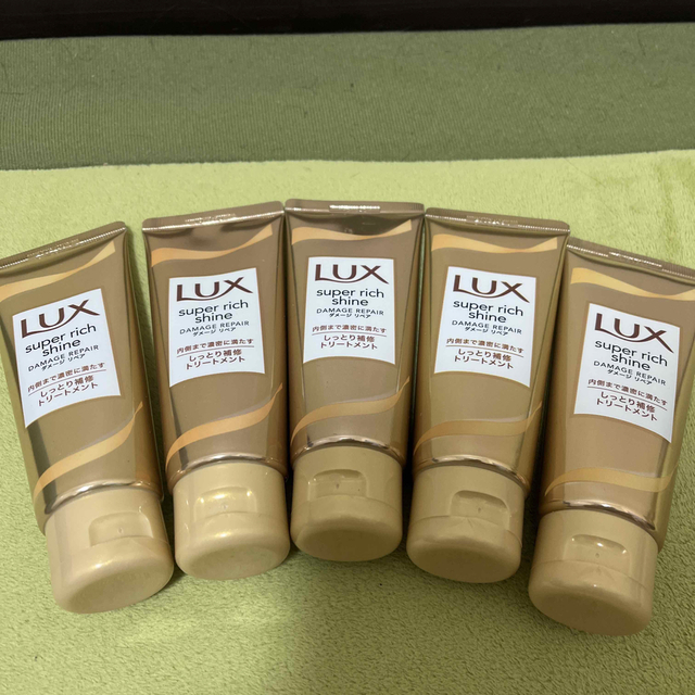 LUX(ラックス)のLUX ヘアトリートメント　70g×5個 コスメ/美容のヘアケア/スタイリング(トリートメント)の商品写真